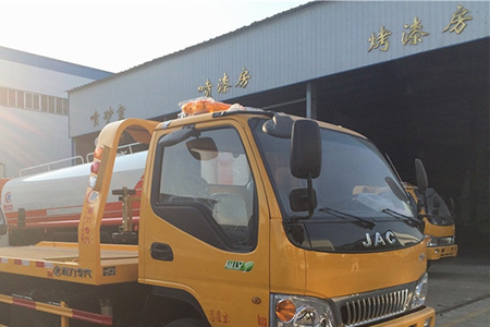 江苏吴中高速送汽油柴油送水救援服务公司附近24小时小时服务